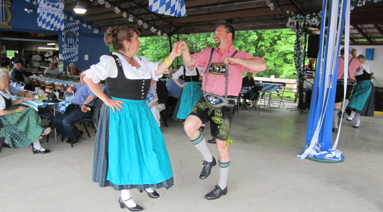 Couple dancing at Oktoberfest